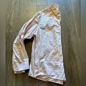 Untuckit Light Pink Long Sleeve Button Down Shirt